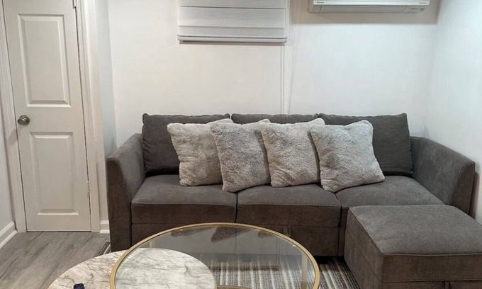 Queens Apartment | Queens Cozy Suite