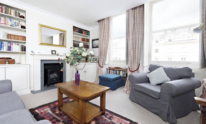 Knightsbridge and Belgravia Apartment | QUEENSGATE TERRACE, KENSINGTON - Delightful 2 bed, 1 bath apartment- Kensington