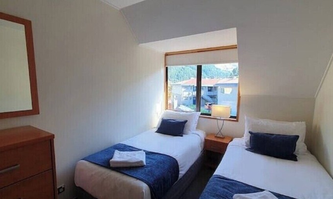 Queenstown City Centre Apartment | Queenstown Mews 2B