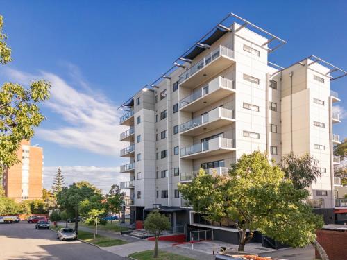 West Perth Apartment | Quest on Rheola