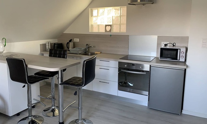 Houssen Apartment | Quiet accommodation next to the Alsatian vineyard