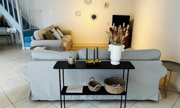 Convention Apartment | Quiet and spacious Atrium in the heart of the city