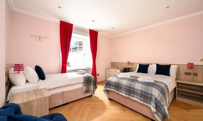New Town House | Quiet and Spacious Family Room