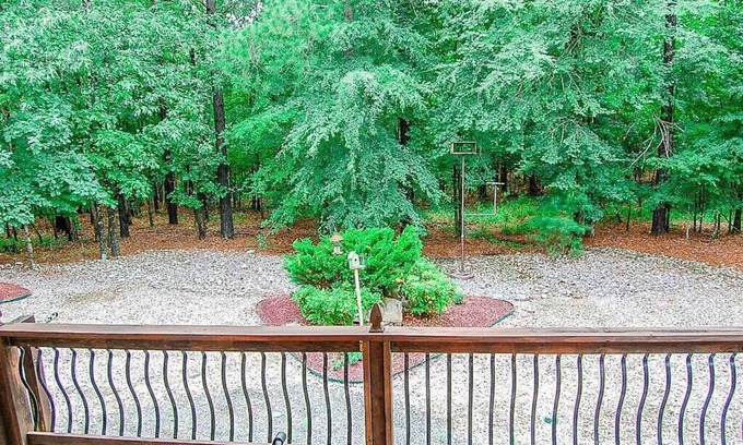 Hot Springs Village House | Quiet, Beautiful Home Nestled in the woods