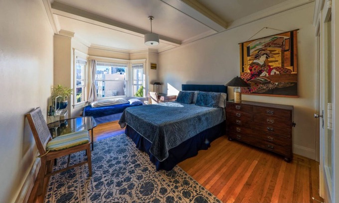 Nob Hill Apartment | Quiet & Beautiful Historic Victorian in a PRIME LOCATION