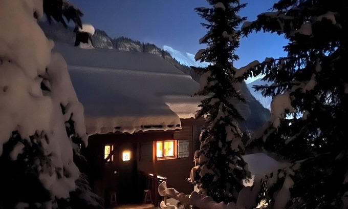 Saint-Jean-de-Sixt Ski Chalet | Quiet chalet facing Beauregard