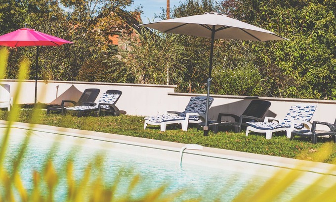 Hautefort House | Quiet cottage in the countryside. 3*