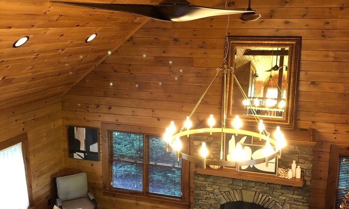 Bostic House | Quiet Country Home with Class