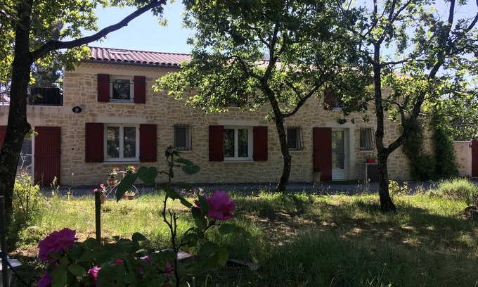 Tauriers Apartment | Quiet country house with swimming pool, ideal location.