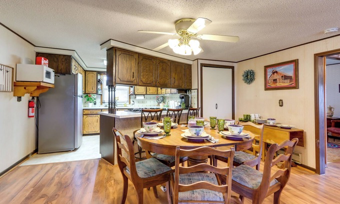 Weaubleau House | Quiet Countryside Weaubleau Home w/Patio & Grill!