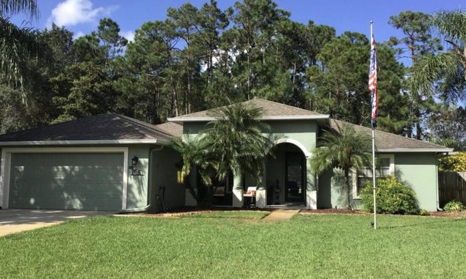 Ormond Beach House | Quiet cozy room on a culdesac in a beautiful well maintained neighborhood.