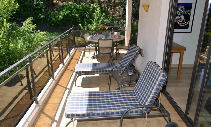 Cap-d'Antibes Apartment | Quiet, exclusive and charming flat up to 5 people close to the beach - WIFI, AC