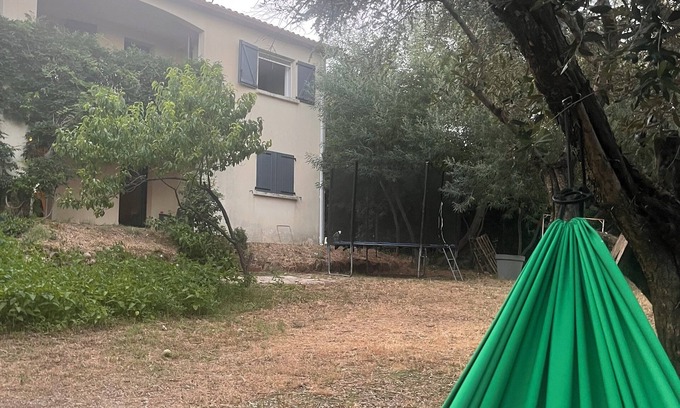 Saint-Georges-d'Orques Villa | Quiet family villa with large garden