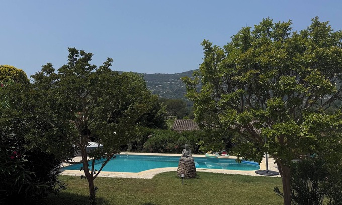 Peymeinade House | Quiet family home with swimming pool 20 minutes from Cannes.