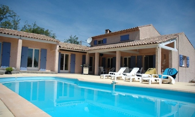 Saint-Martin-de-Pallieres Villa | Quiet villa with pool