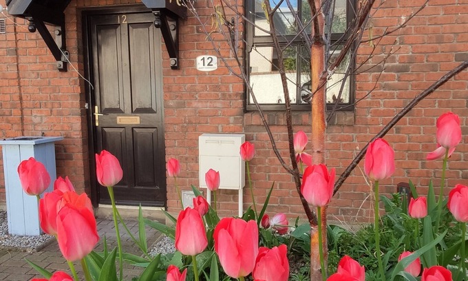The Liberties House | Quiet gated Family Townhouse within walking distance of all attractions