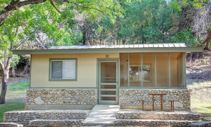 Ingram Cabin | Quiet Hill Country Retreat - Hunt, TX
