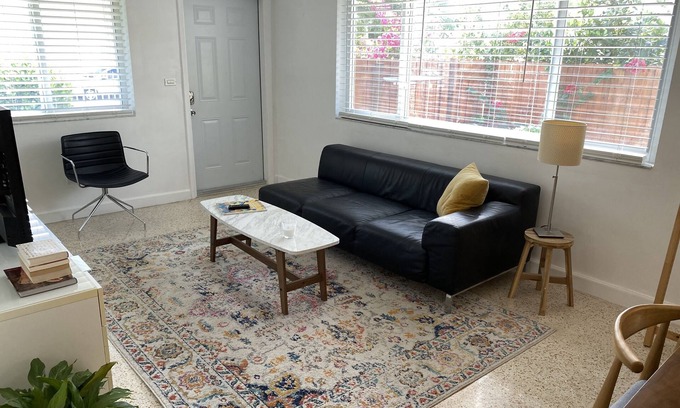 Little Haiti House | Quiet home near Design District and Wynwood.