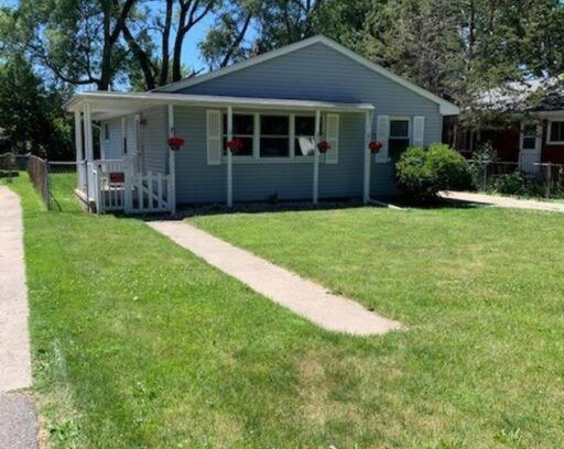 Saginaw House | Quiet home three bedroom home in peaceful neighborhood