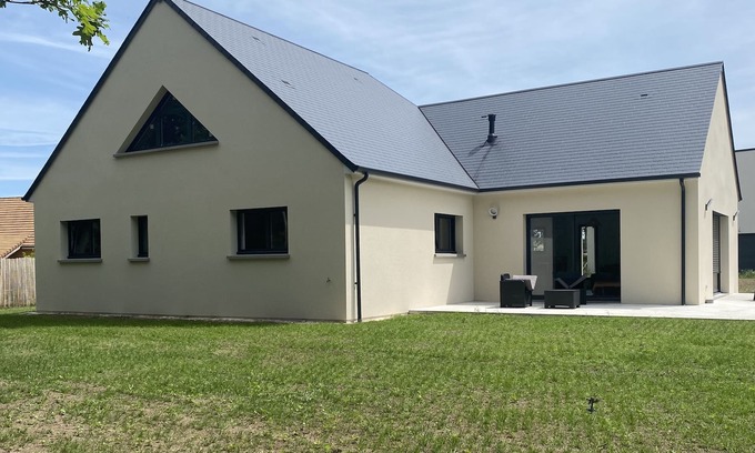 Brette-les-Pins House | Quiet house 10 min from the 24 hour circuit of Le Mans