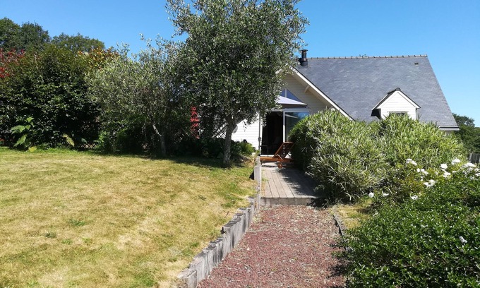 Brech House | Quiet house, 20 minutes from the beaches and the Gulf of Morbihan