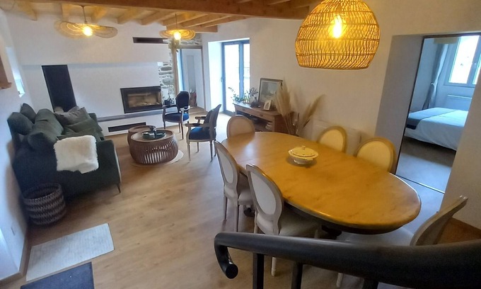 Accous House | Quiet house on the L'hers plateau near Lescun for 6 people