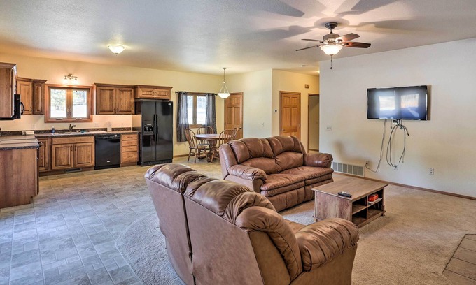 Newcastle Apartment | Quiet Newcastle Apartment w/Step-Free Access
