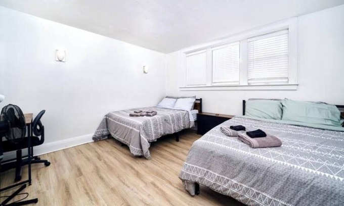 Bridgeview Apartment | Quiet One Bedroom Apartment within walking distance of the University