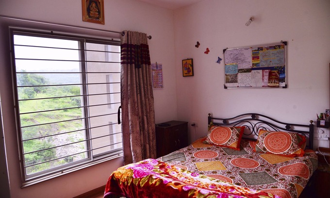 Bavdhan Bed & Breakfast | Quiet & Pleasant 2BHK apartment in Pune