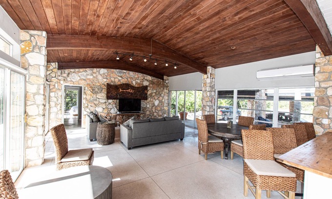 Great Exuma House | Quiet Private Cottage