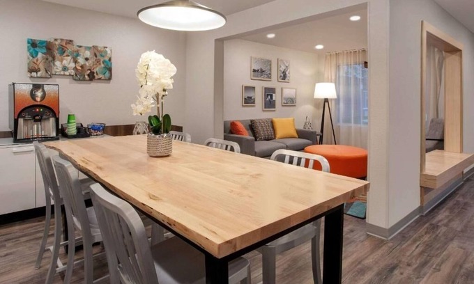 Greenbelt Hotel | Quiet Room w/Cooking Setup – Near University of Maryland & Metro Stop, 2 Units