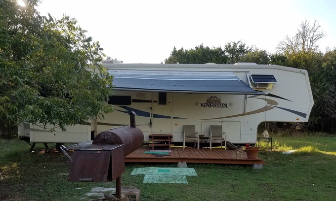 Pipe Creek House | Quiet roomy 5th wheel RV nestled on 5 acres of the Texas hill country.