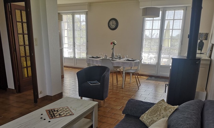Plougastel-Daoulas House | Quiet terraced house