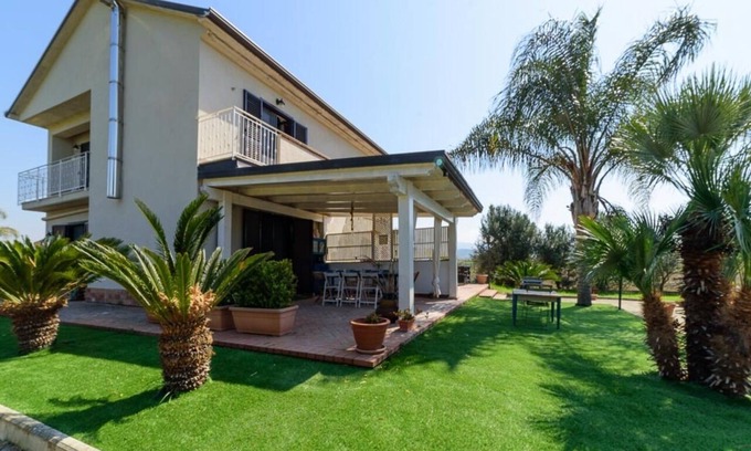 Ascea Villa | Quiet Villa Near the Sea