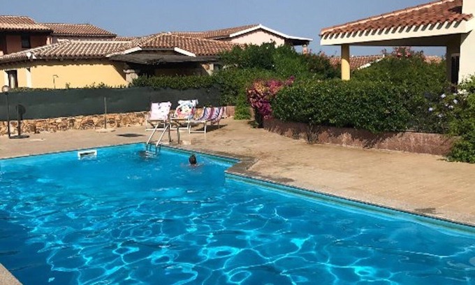 Monte Petrosu House | QUIET VILLA WITH VERANDA AND POOL A FEW STEPS FROM THE SEA AND SERVICES