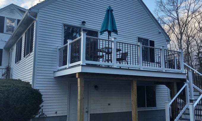 Ellsworth Apartment | quiet, walking distance to downtown Ellsworth,15 miles from Acadia National Park