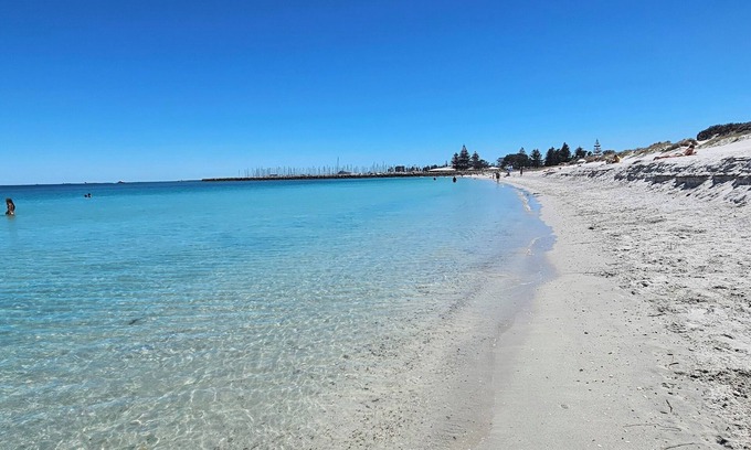 Dunsborough Apartment | Quindalup Studio 300m to beach. Pet friendly!