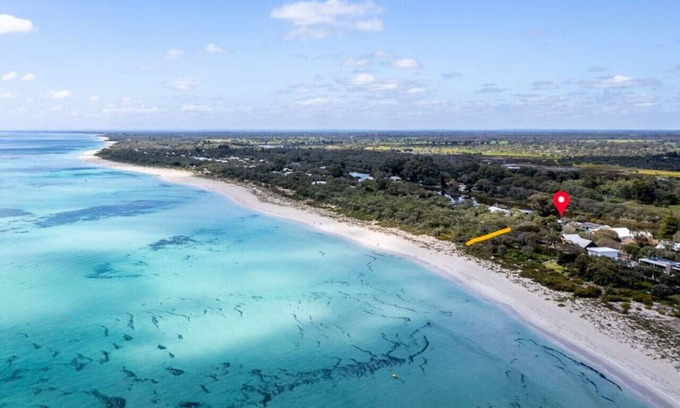 Quindalup Apartment | Quindy Beach Cottage – Steps to the Bay