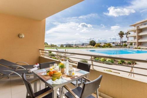 Areias de Sao Joao Apartment | Quinta Barracuda
