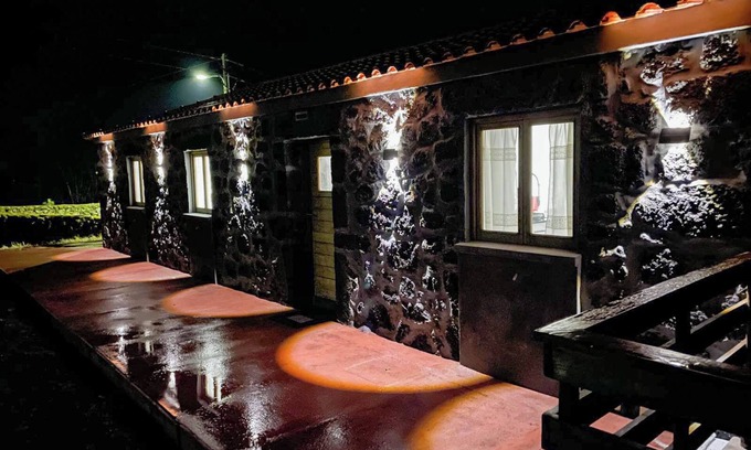 Velas Cottage | Quinta do Almanac