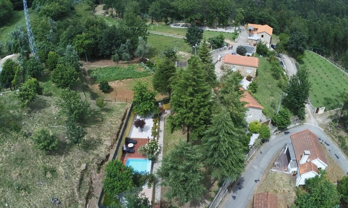 Sever do Vouga Cottage | Quinta do Sobreiral (House of Cedars) 4 people