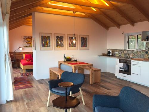 Santa Cruz Cabin | Quinta dos Artistas