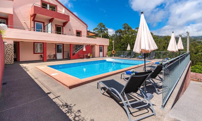 Prazeres Apartment | Quinta Frizado