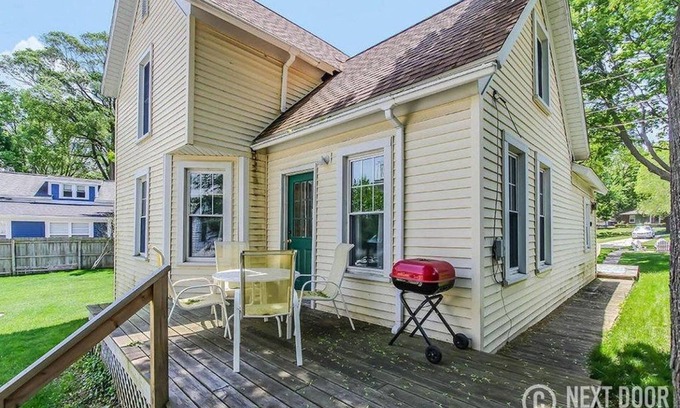 Grand Haven House | Quirky Cottage Downtown Grand Haven