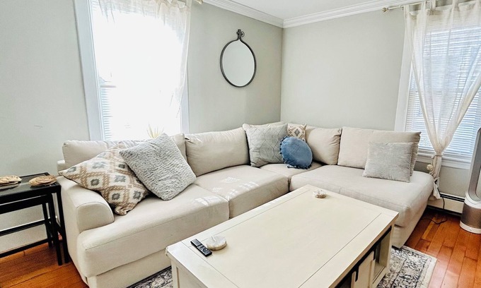 East End House | Quirky home located downtown Portland