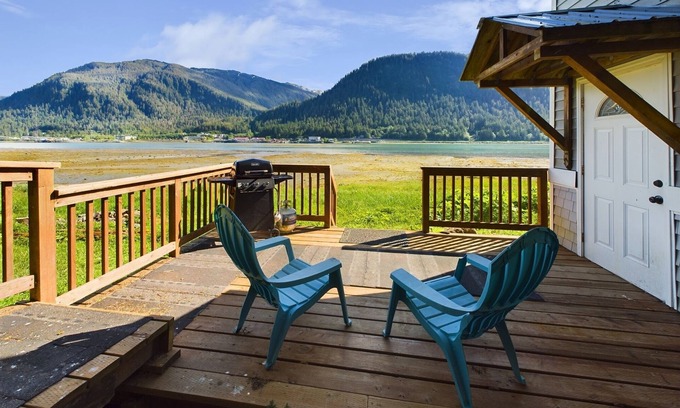 North Douglas Apartment | Quirky Oceanfront Apt with 50+ Stairs
