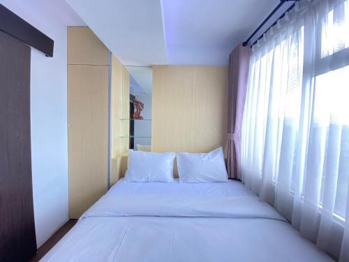 Cipaganti Apartment | Quite 2BR Apartment AC in Living Room at The Jarrdin Cihampelas By Travelio