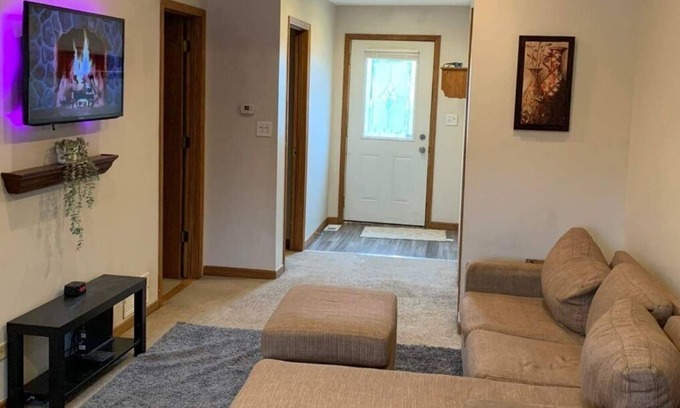 Long Lake House | Quite 3 bedroom getaway by the lake