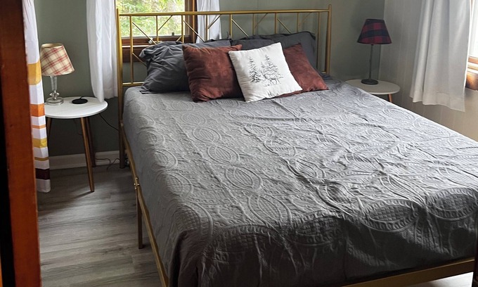 St Germain Cabin | Quite vintage cabin 2 bedroom and 1 bath in the St. Germain area. Pet friendly.