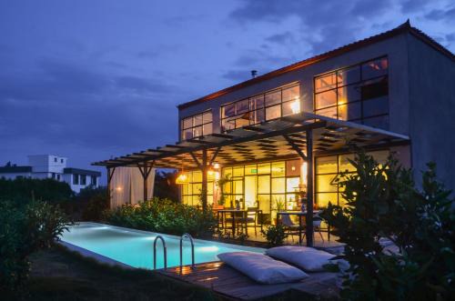 Seferihisar Hotel | Quonset Glamping